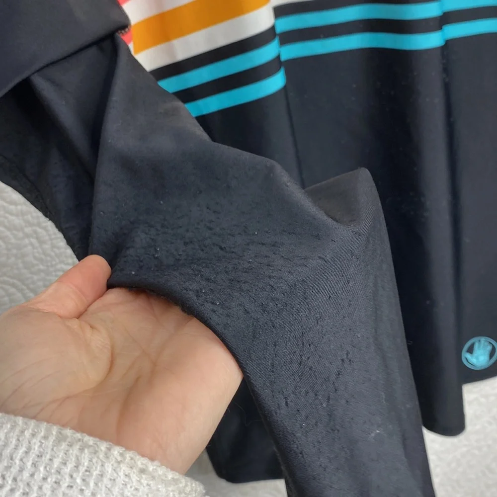 Body Glove swim too long sleeve - Picture 3 of 3